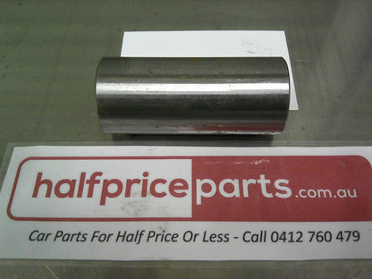 Isuzu FTR113 Genuine Rear Leaf Spring Bushing New Part