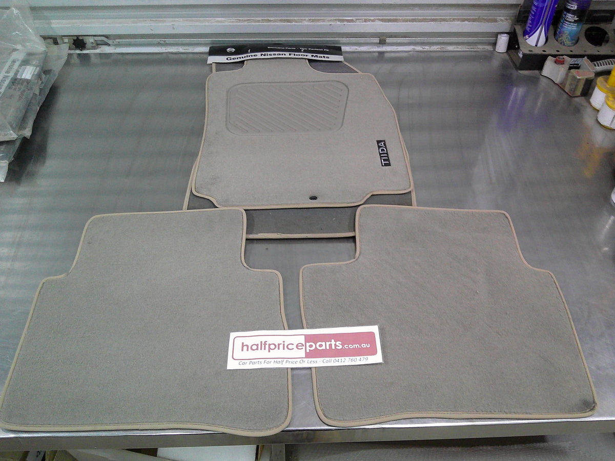 Nissan Tiida Genuine Tailered Carpet Floor Mat Set Both Front And Rear (Colour Beige) New Part