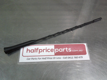 Holden WN Caprice/JH Cruze/Trax Genuine Roof Mount Radio AntennaScrew On New Part