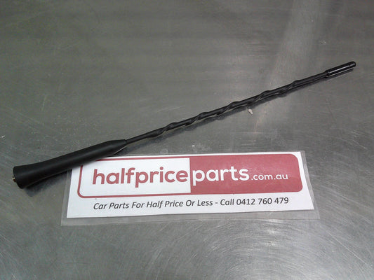 Holden WN Caprice/JH Cruze/Trax Genuine Roof Mount Radio AntennaScrew On New Part