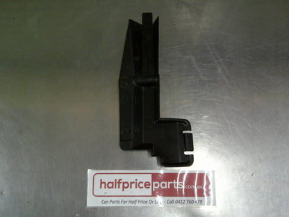 Holden VT/VU/VX Commodore /WH Statesman Genuine Left Hand Front Side Radiator Baffle New Part.