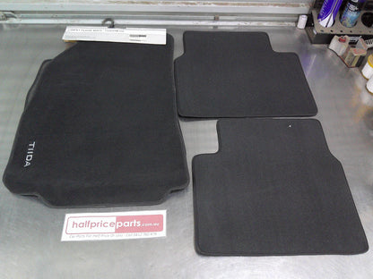Nissan Tiida C11 Genuine Tailered Carpet Mat Set Front & Rear (Black In Colour) New Part