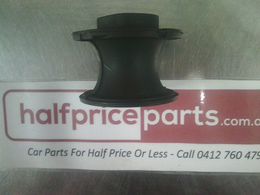 Holden RC Colorado/Isuzu D-Max Genuine Cab Rubber Cushion Cab Mount New Part