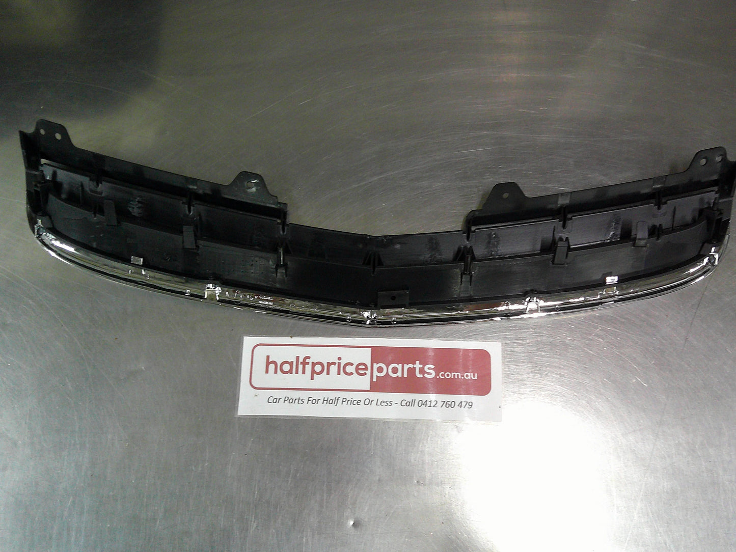 Holden CG Captiva Genuine Front Lower Grille Black & Chrome New Part