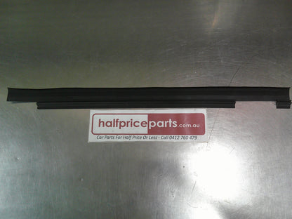 Holden VE Commodore Genuine Radiator Upper Air Seal New Part
