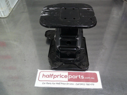 Holden CG Captiva Genuine Left Hand Front Bunper Absorber New Part