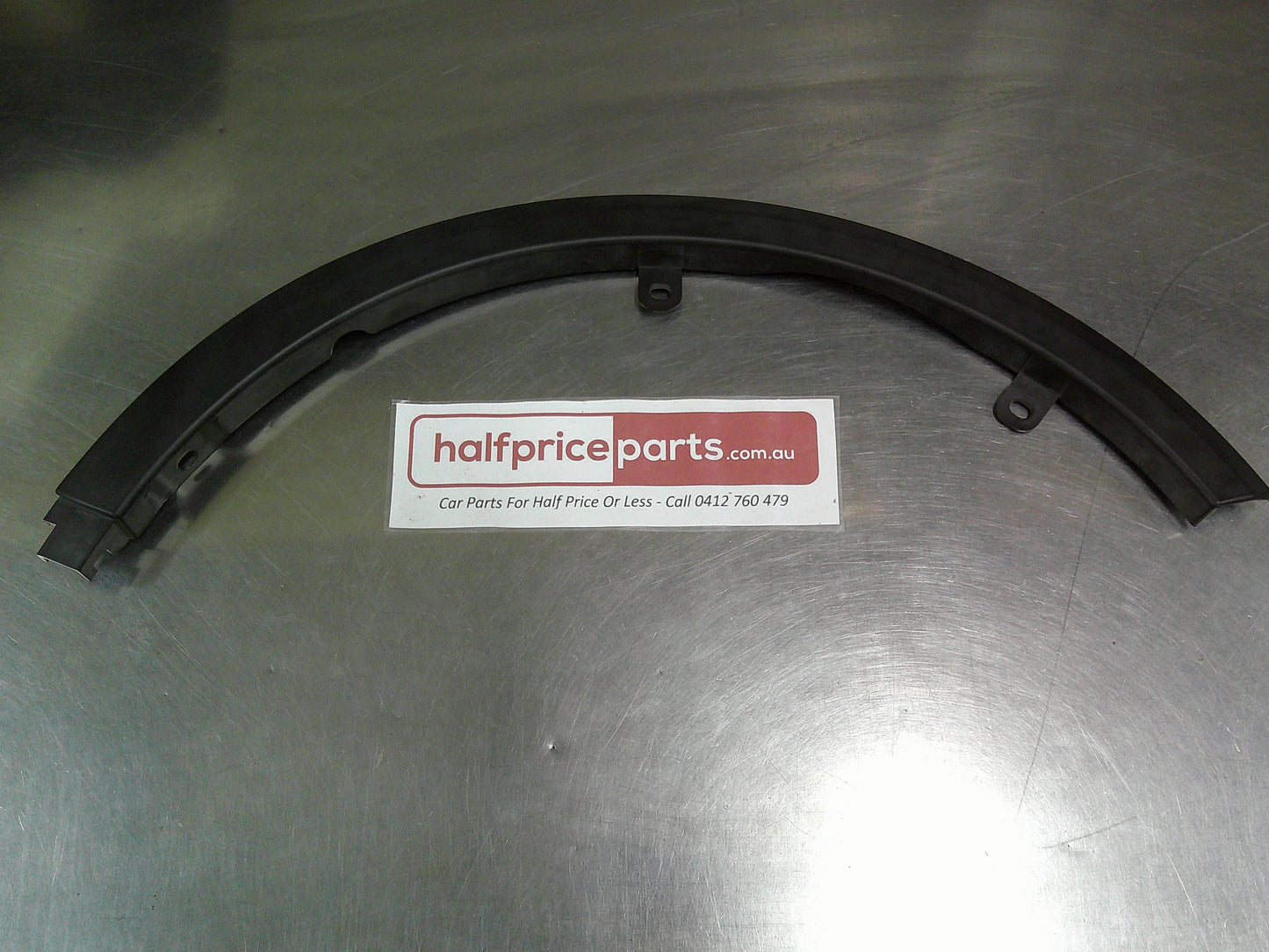 Holden YG Cruze Genuine Front Right (Drivers) Side Wheel Arch Moulding New Part