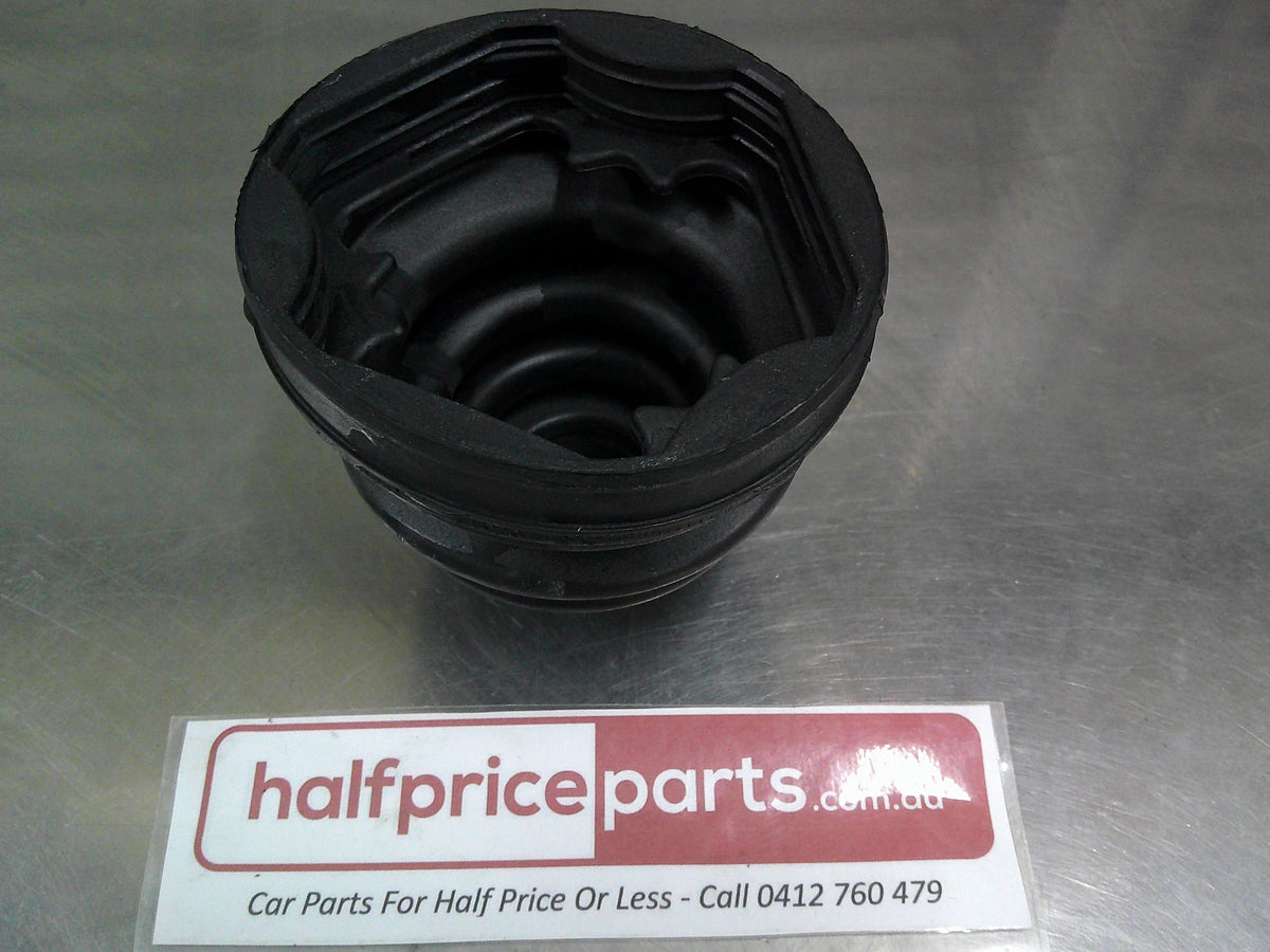 Toyota Hilux KUN25/26 Genuine Right Hand Frint Inner Side Driveshaft Inner Boot Kit New Part