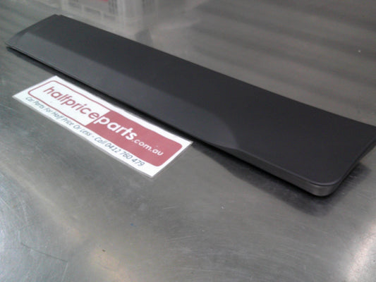 Holden CG LS/LT/LTZ Captiva Sport Genuine Left Hand Outer Rear Door Side Moulding New Part