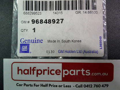 Holden CG Captiva Genuine Reveal Moulding Retainer New Part