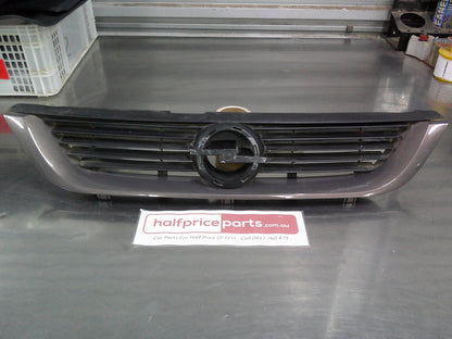 TYG Front Radiator Upper Grille Suits Holden Vectra JR/JS New Part