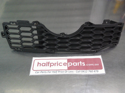 Holden CG Captiva Genuine Right Hand Lower Bumper Fascia Insert VGC Used Part