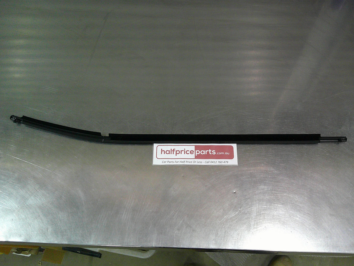 Toyota Corolla ZRE172 Sedan Genuine Left Hand Rear Door Weather Strip New Part