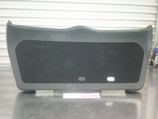 Mercedes-Benz ML 350 Genuine Tailgate Trim - USED VGC