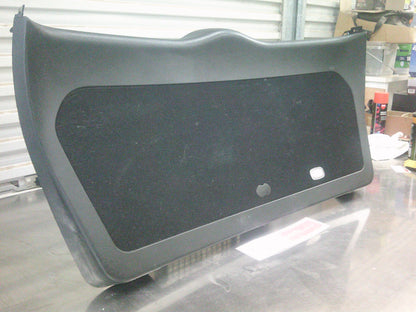 Mercedes-Benz ML 350 Genuine Tailgate Trim - USED VGC