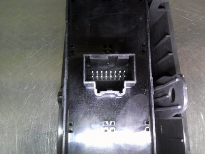 Holden CG5 Captiva Genuine Right Hand Front Power Window Master Switch Mirrors And Door Lock New Part