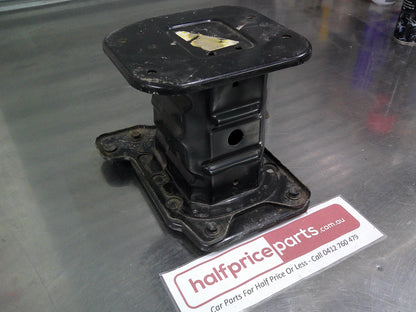 Holden CG Captiva Genuine Left Hand Front Bumper Bar Absorber New Part