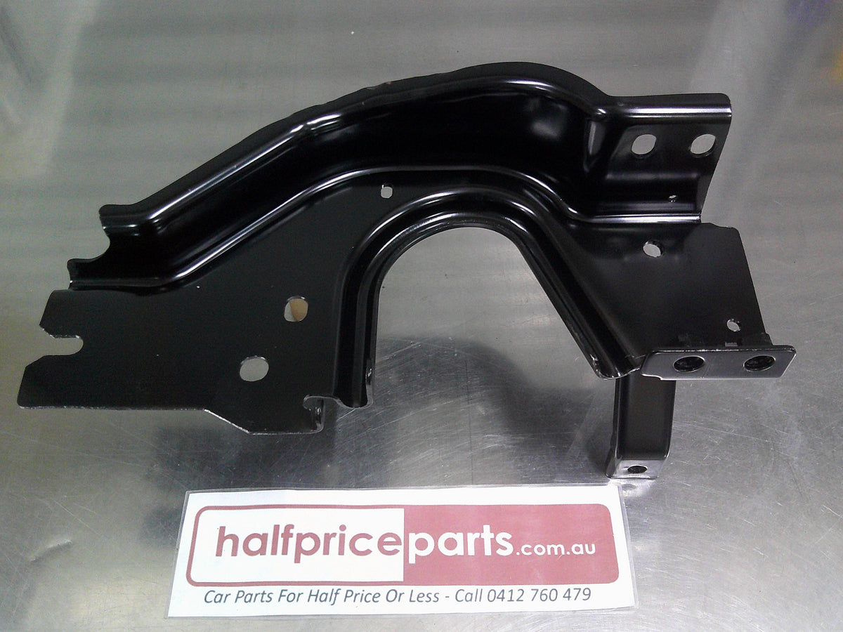 Isuzu D-Max Genuine Left Hand Side Rear Bumper Bracket New Part
