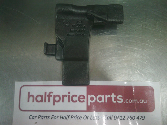 Holden ZB Commodore Genuine Front Right Hand Guard Rear Seal New Part