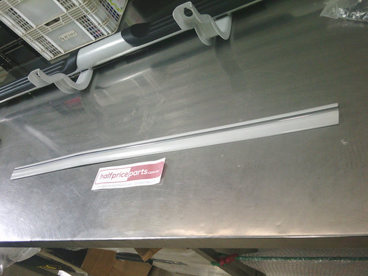 Holden VT/VX Commodore Calais Sedan-Wagon Genuine Left Hand Front Door Moulding - New Part .