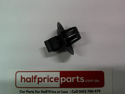 Mopar Bonnet Prop Rod Clip New