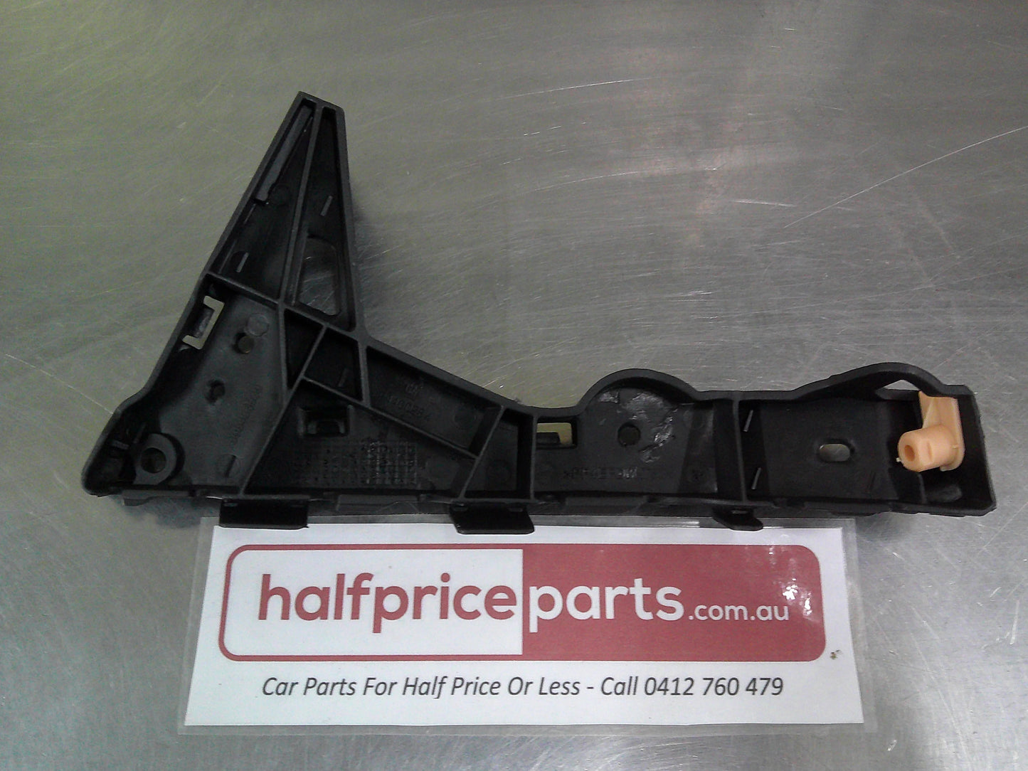 Holden AH Astra Genuine Right Hand Front Bumper Fascia Bracket New Part