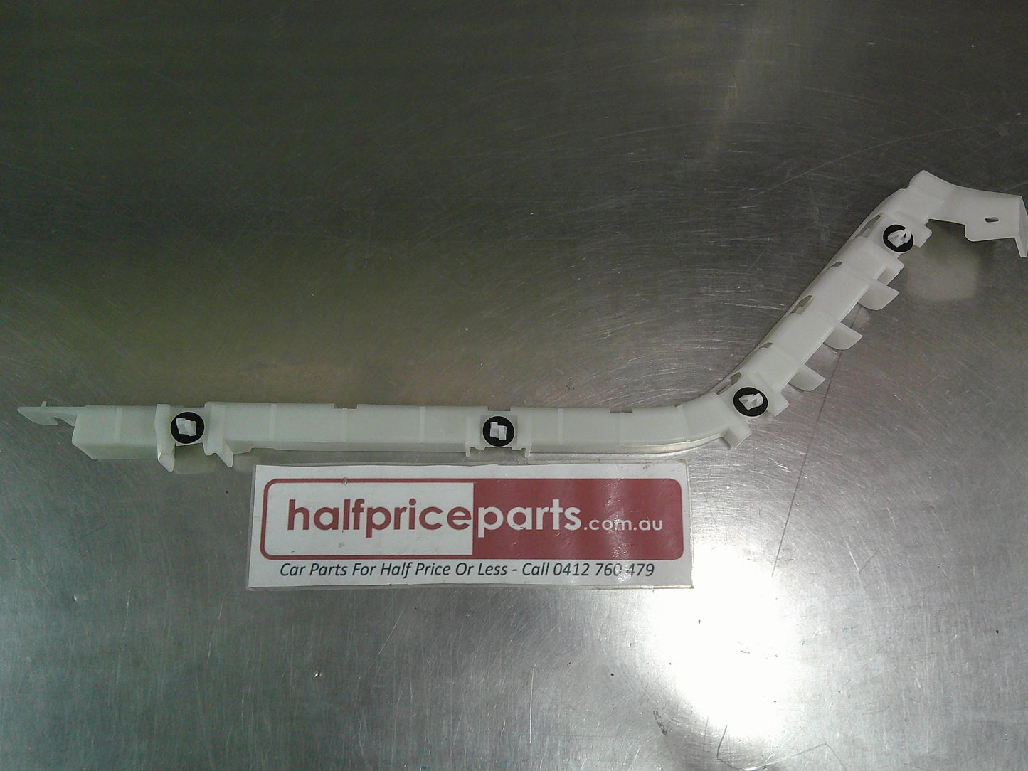 Holden CG5 Captiva Genuine Right Hand Rear Bumper Fascia Bracket New Part