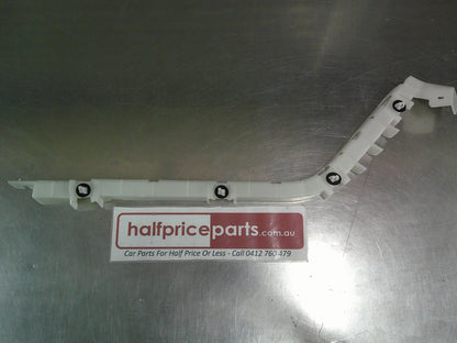 Holden CG5 Captiva Genuine Right Hand Rear Bumper Fascia Bracket New Part
