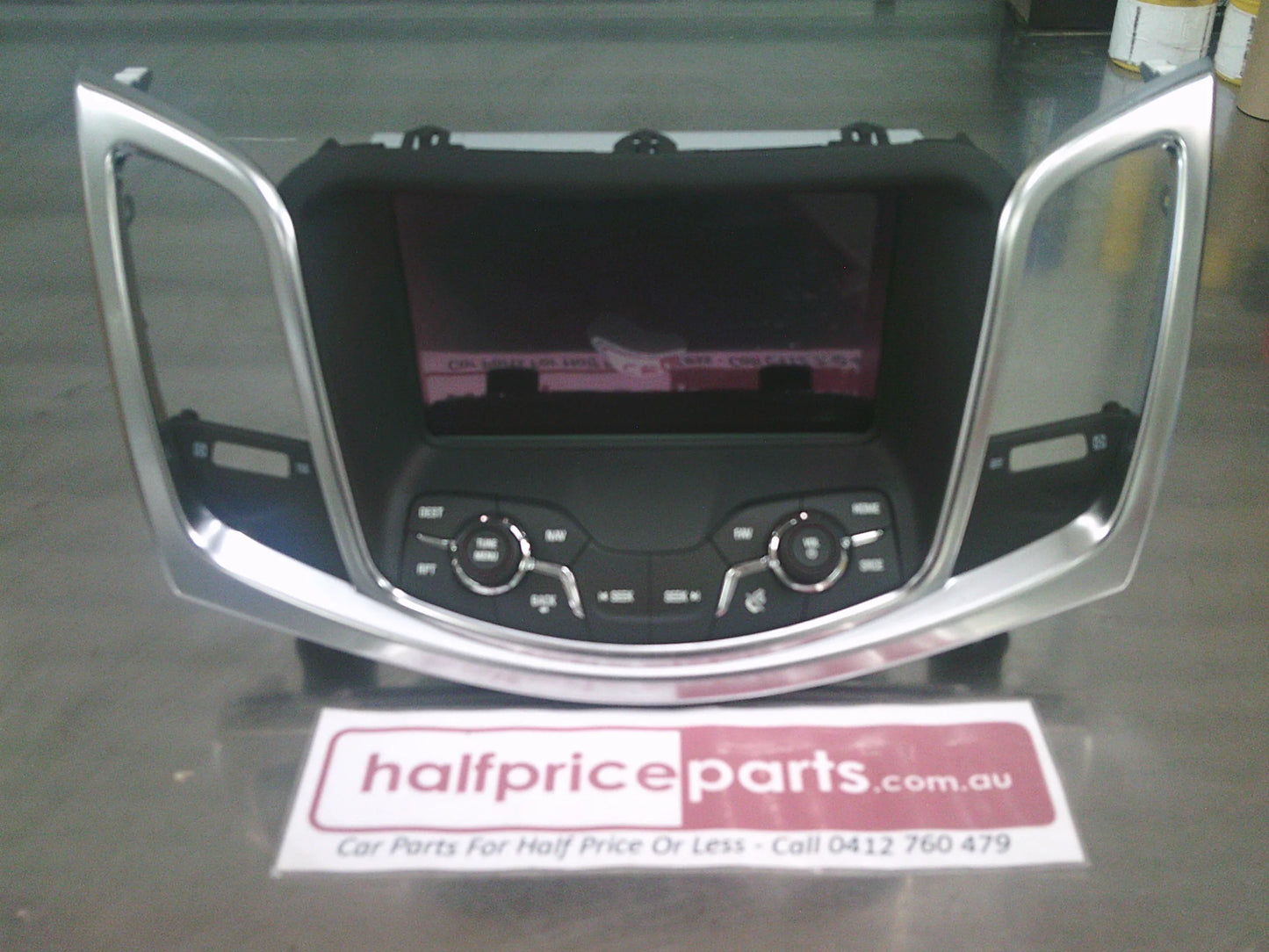 Holden VF Commodore Genuine Satellite Navigation Head Unit New Part