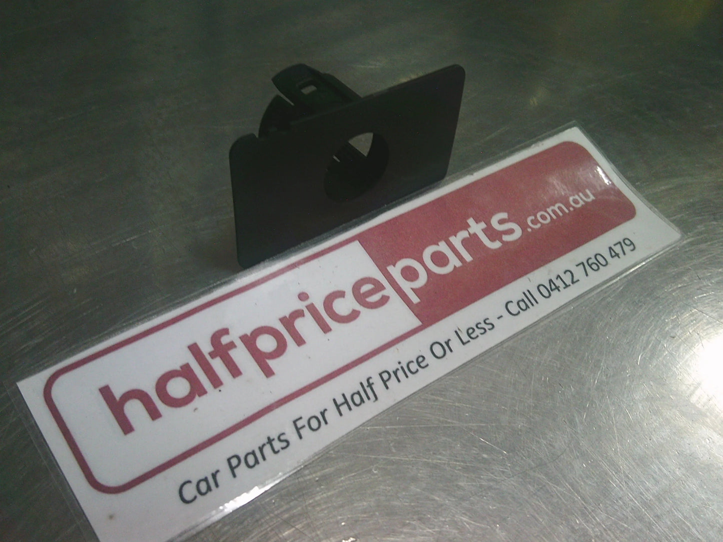 Holden Equinox Genuine Right Hand Front Park Assist Bracket New Part