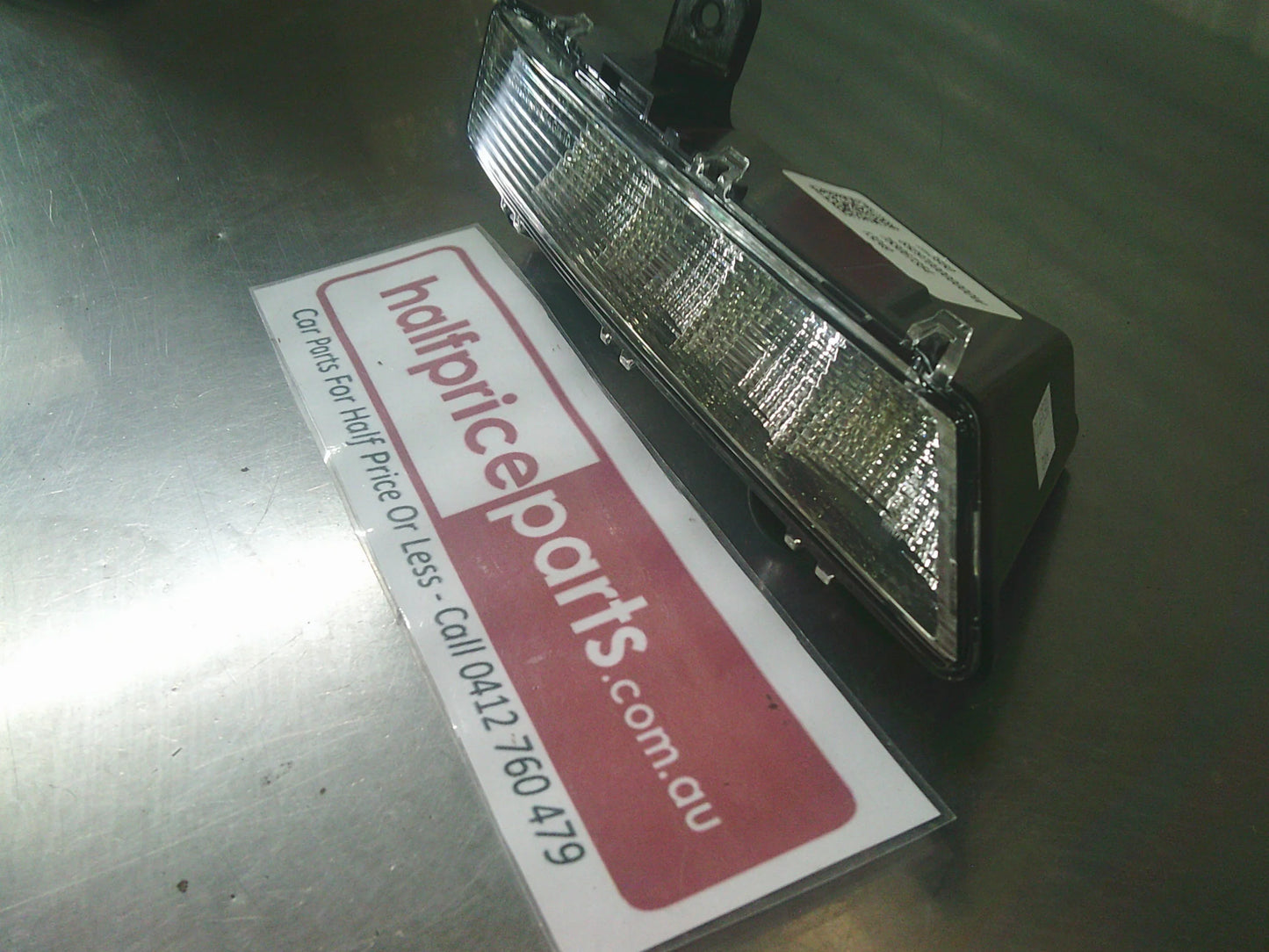 Holden VF SS/SSV/Calais Commodore Genuine Right Hand Front Daytime Running Light New Part