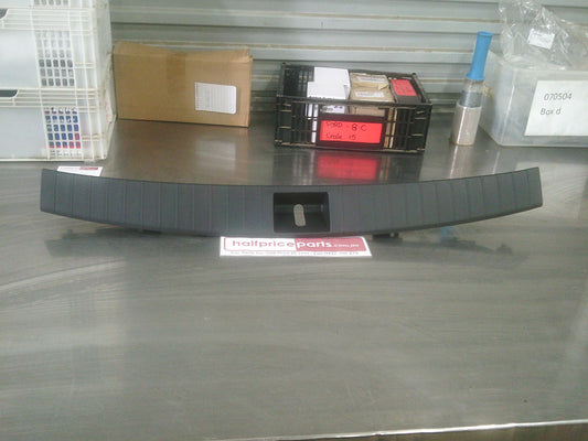 Holden VE Commodore Wagon Genuine Rear Tailgate Inner Panel Assembly Trim New Part