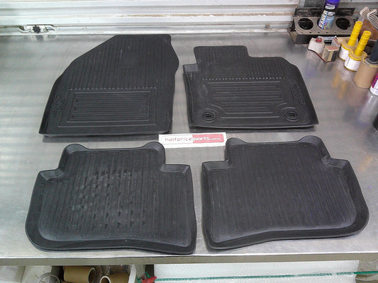 Toyota C-HR/C-HR Hybrid Genuine All Weather Rubber Floor Mats Front & Rear New Part