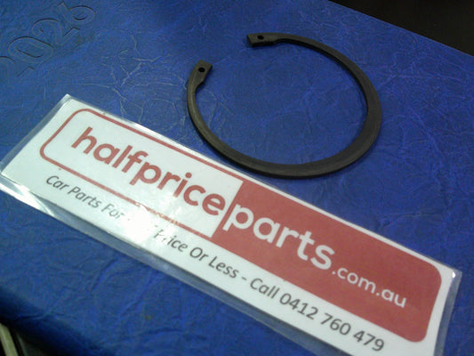 Holden VE/VF SS Commodore Genuine Rear Diff Bearing Ring New Part