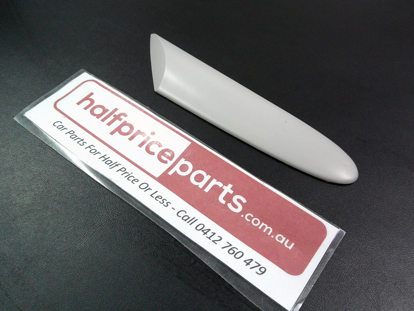 Holden VX Commodore/Calais Genuine Right Hand Rear Moulding New Part