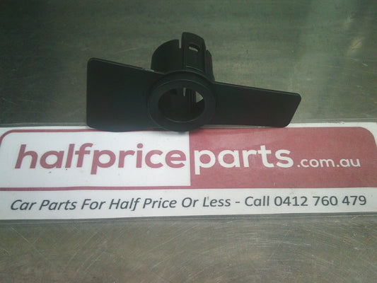 Holden Equinox Genuine Left Hand Front Park Assist Bracket New Part
