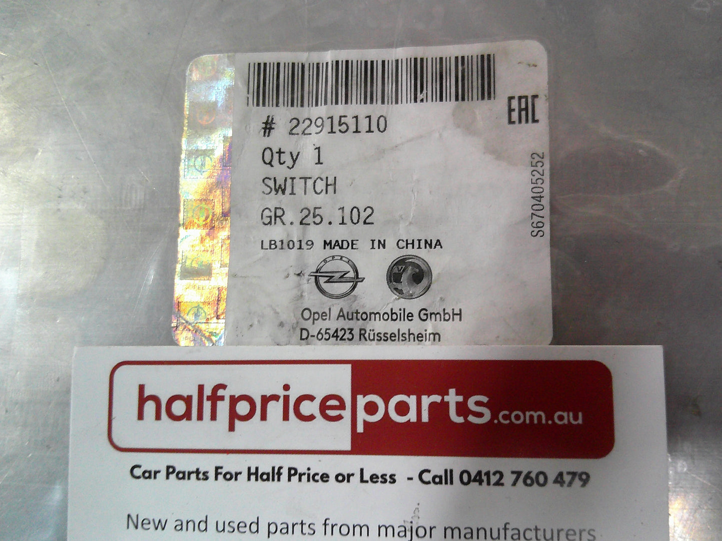 Holden Insignia-A Genuine Drivers Rear Door Power Window Switch Assembly New Part