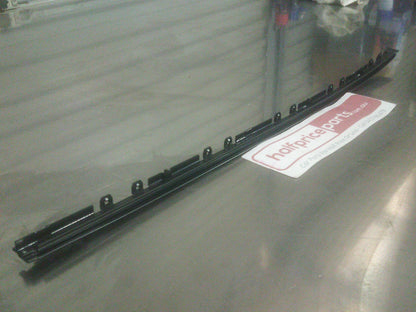 Toyota Landcruiser Prado Genuine Lefthand Windscreen Moulding New Part