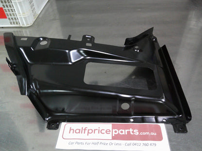 Holden CG Captiva Genuine Left Hand Lower Body Side Panel New Part
