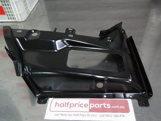 Holden CG Captiva Genuine Left Hand Lower Body Side Panel New Part