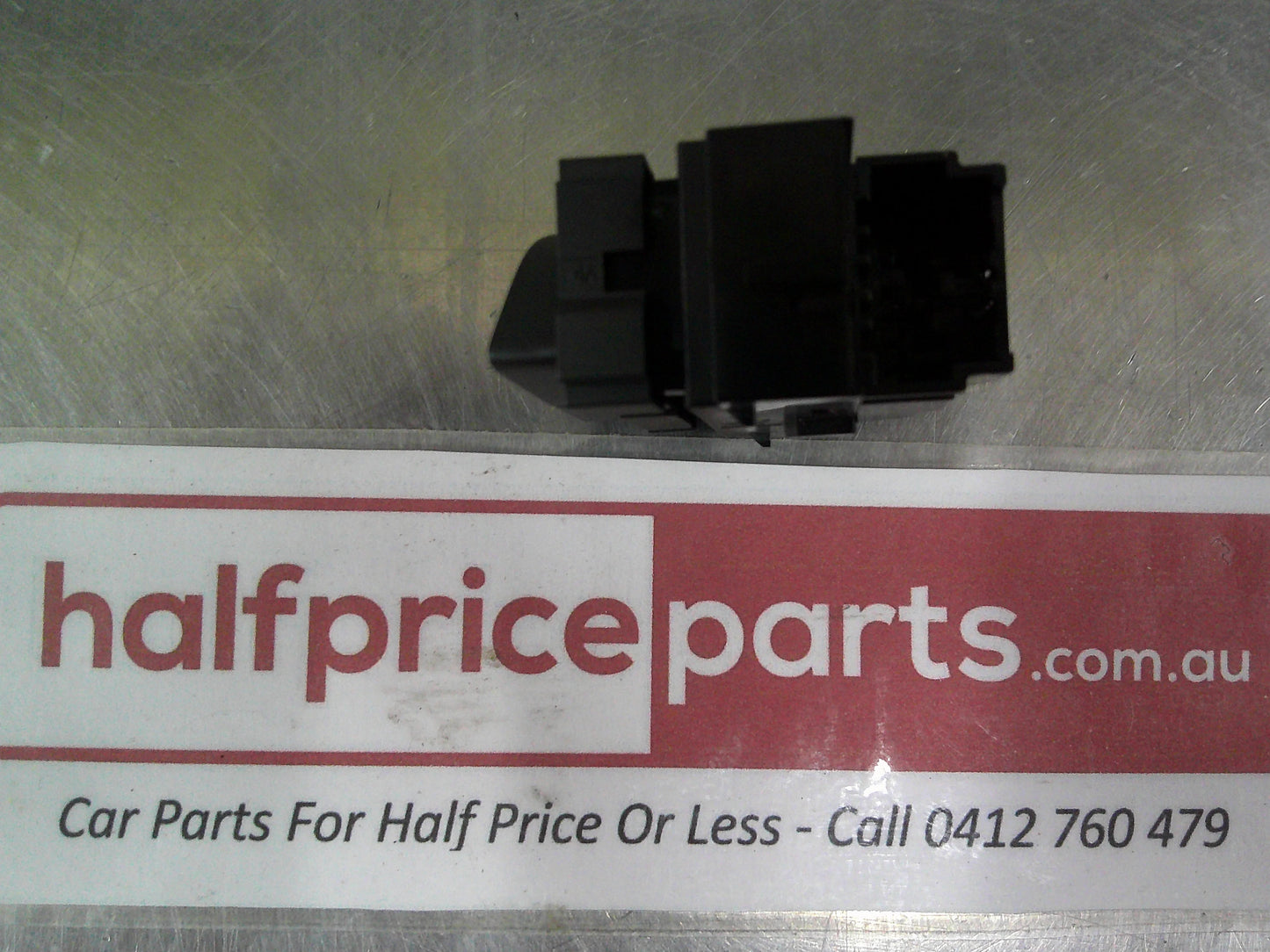 Holden VF SS HSV Commodore Sedan Genuine Switch Door Trim Lock New Part