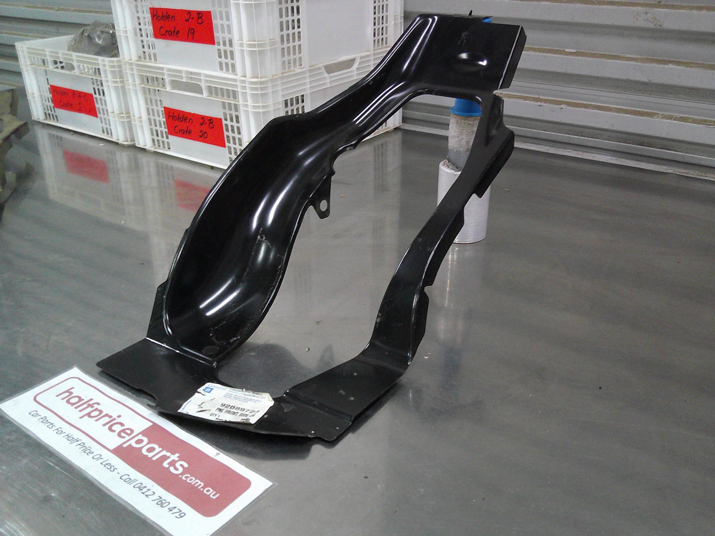 Holden VY/VZ Commodore Genuine Front Left Side Head Light Panel New Part