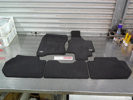 Subaru Tribeca Genuine Black 1st & 2nd Row Carpet Mats Set Of 5 New Part