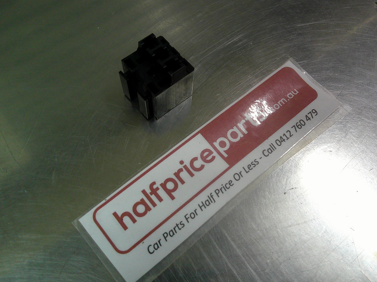 Holden VP/VR/VS/VT/VX Commodore Genuine Fuse Socket New Part