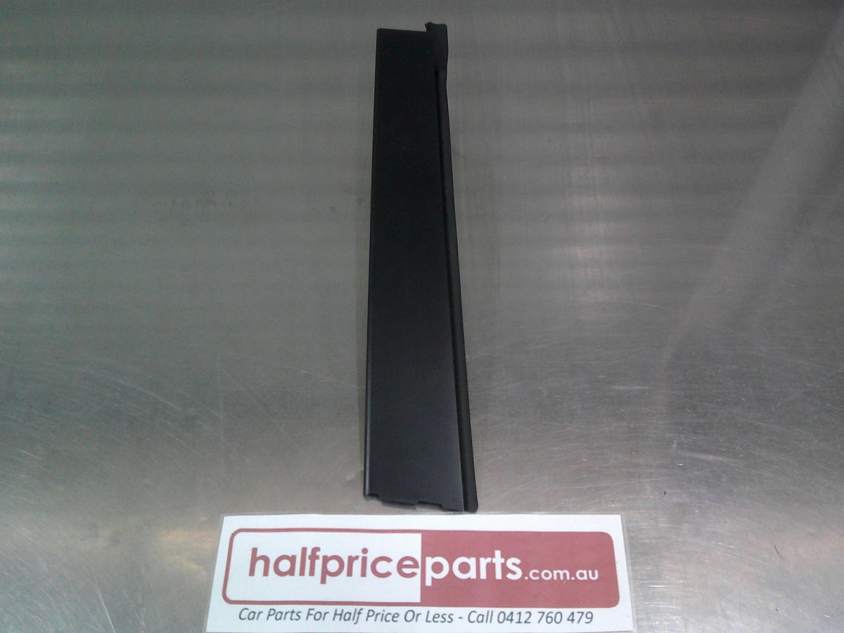 Toyota Camry Genuine Right Hand Rear Door Front Window Frame New Part