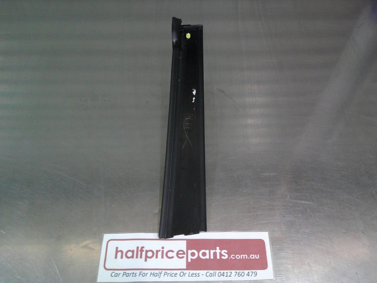 Toyota Camry Genuine Right Hand Rear Door Front Window Frame New Part