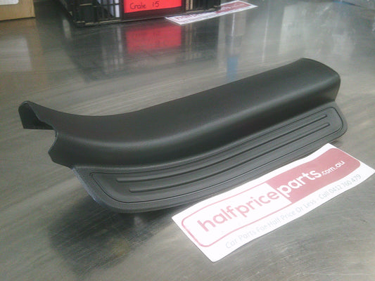 Holden CG Captiva Genuine Right Hand Rear (Drivers) Step Tread Trim New Part