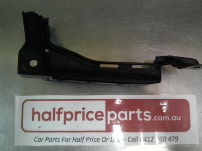 Suzuki Swift Genuine Right Hand Front Top Side Windscreen Garnish Cowl New Part