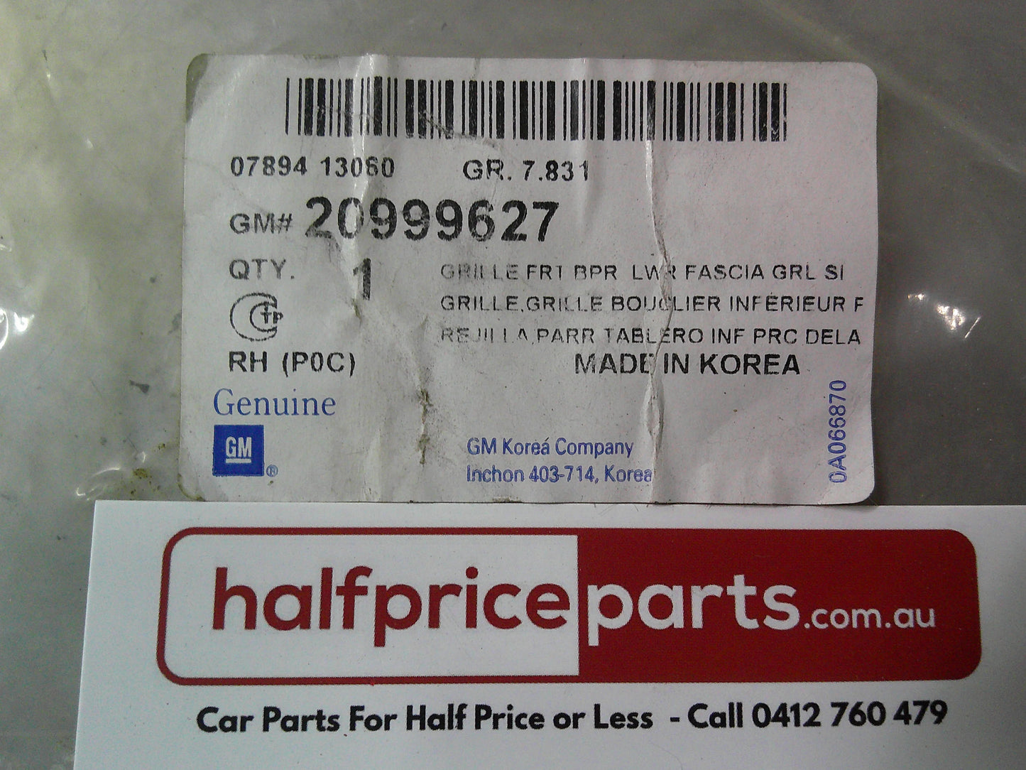 Holden CG Captiva Genuine Front Right Hand Chrome Fog Light Bezel New Part