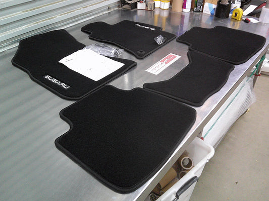 Subaru Liberty/Outback Genuine Carpet Mat Set Of 5 Mats New Part